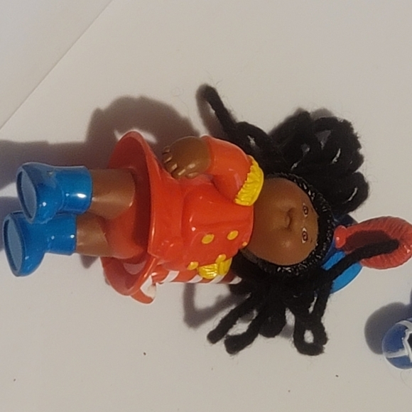 Cabbage Patch Kids Girl Marching Band Red Coat 1994 Happy Meal Toy Vintage - Picture 7 of 9